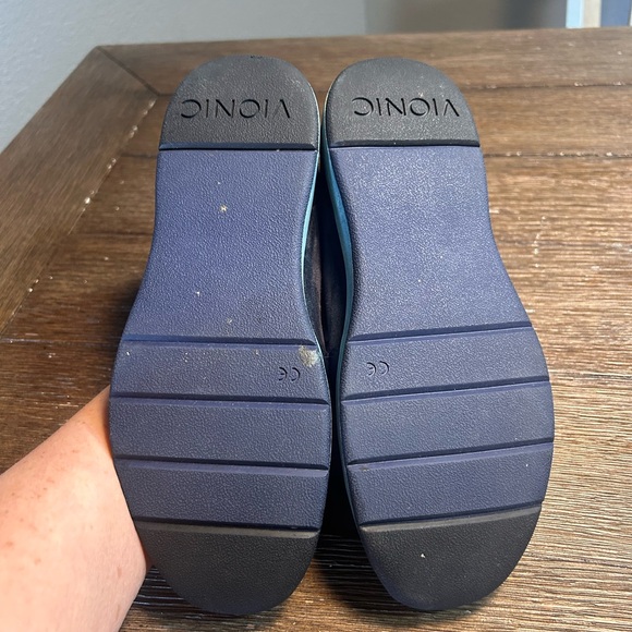 Vionic Cameo slip on shoes size 7 - Picture 9 of 11